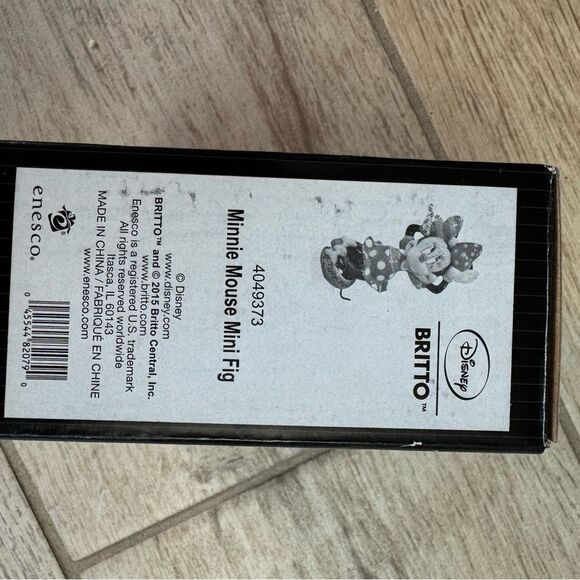 Disney Britto Minnie Mouse Mini Figurine - Picture 4 of 4